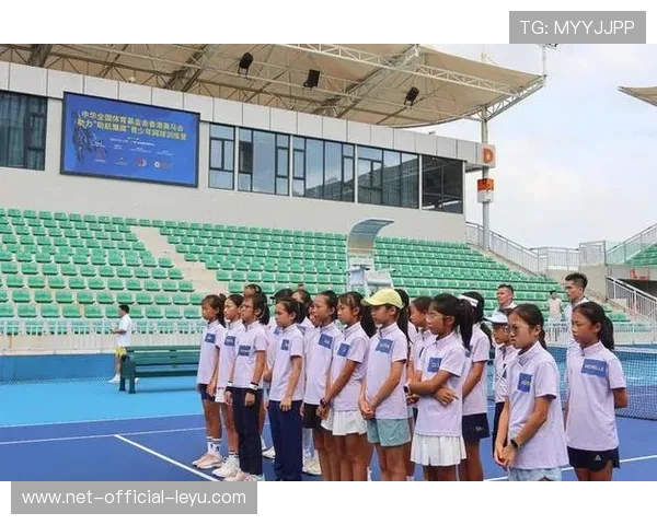 网球场馆与学校联合开展课后训练班促进青少年参与,网球培训班市场价